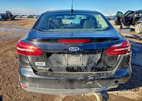 2016 Ford Focus S from USA, damaged, VIN 1FADP3E22GL273321